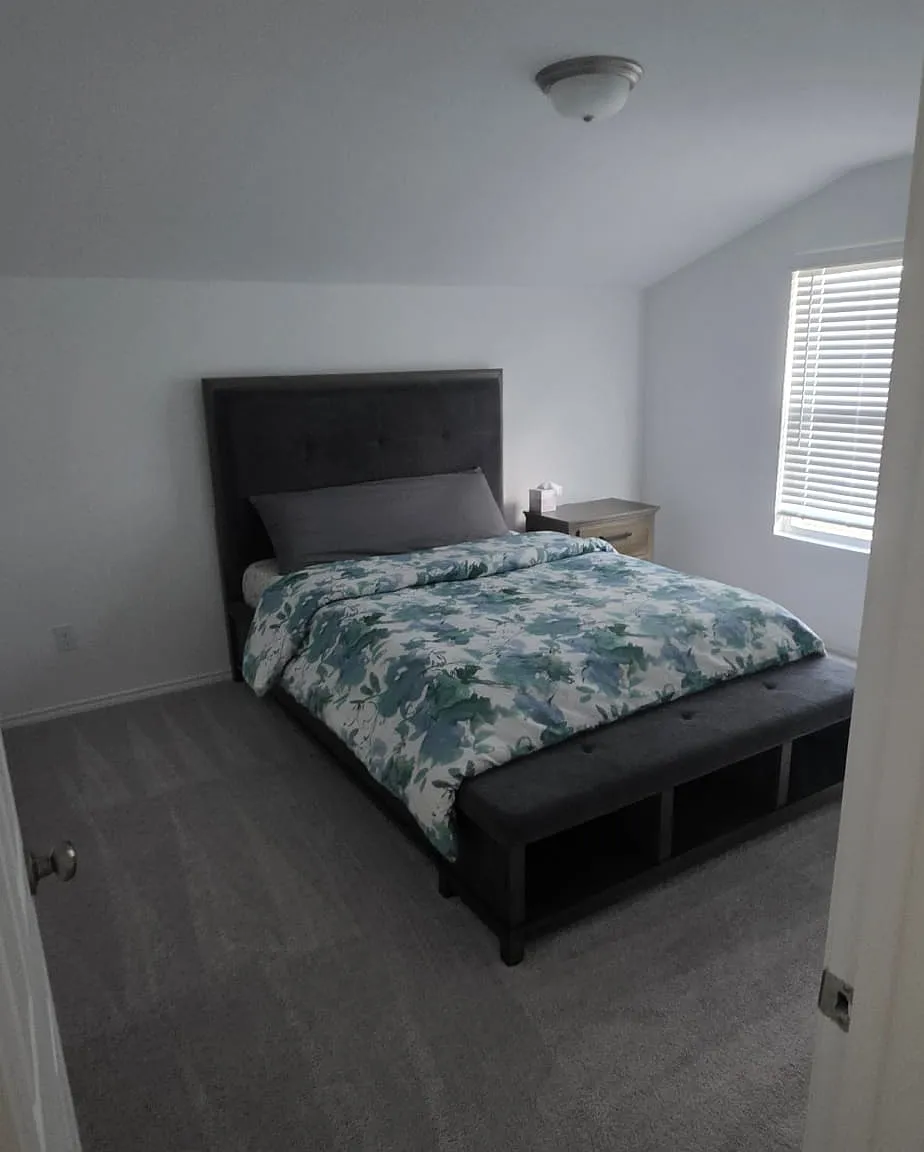 4 bed, 2451 sqft, $750 — Photo 3