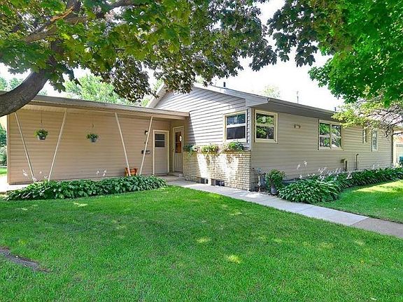 3rd image of 433 Murray St