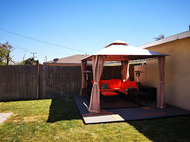 13101 Monte Vista Ave — Photo 2