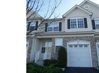 86 Portsmouth Cir, Glen Mills, PA 19342