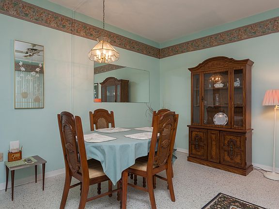 4th image of 55 Sea Park Blvd APT 210