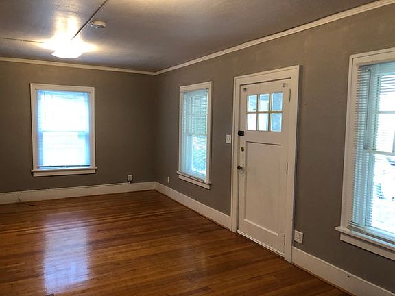 5th image of 310 Melrose Ct