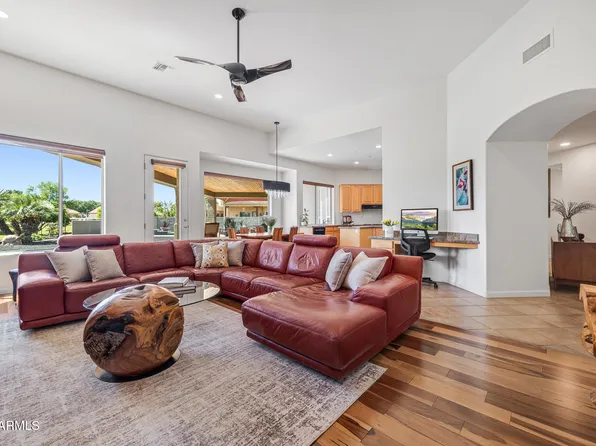 2687 E ARROWHEAD Trail, Gilbert, AZ 85297