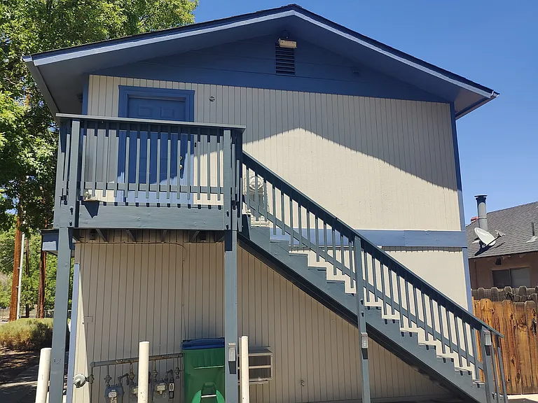 248 College Ct #B — Photo 13