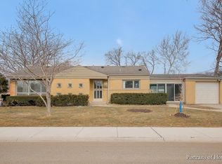 1229 Sherwood Rd, Glenview, IL 60025
