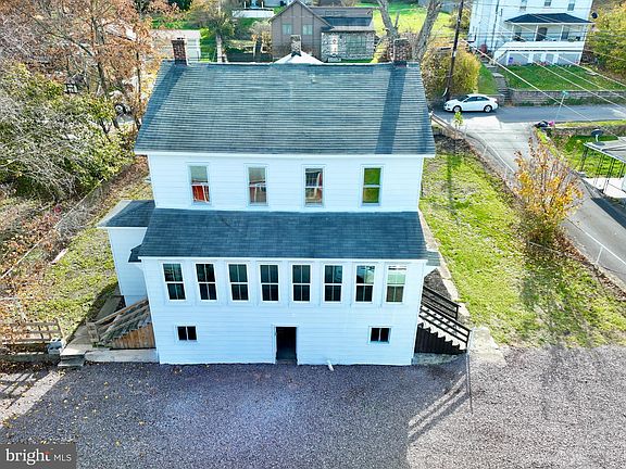 4th image of 14927 Paradise St SW