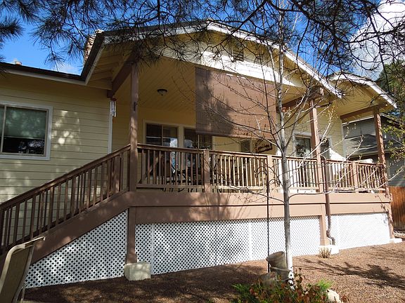 Rear Deck faces Park