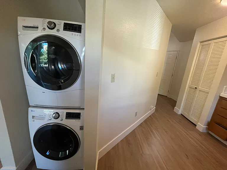1400 O St #A — Photo 12