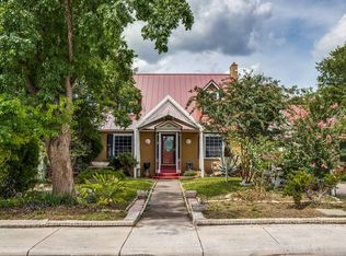 125 Thomas Jefferson Dr, San Antonio, TX 78228