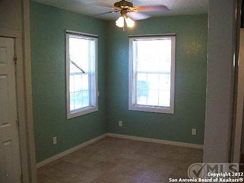 5th image of 711 Baltzell Ave