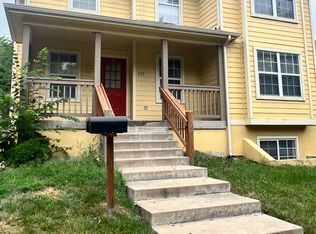 933 Mississippi St #3B-2BA-1015SQFT, Lawrence, KS 66044