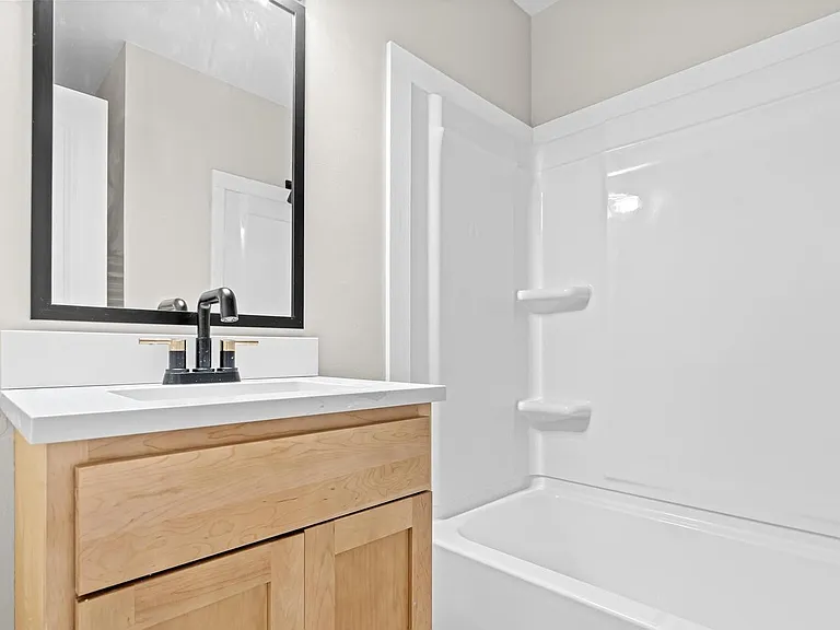 228 South St — Photo 8