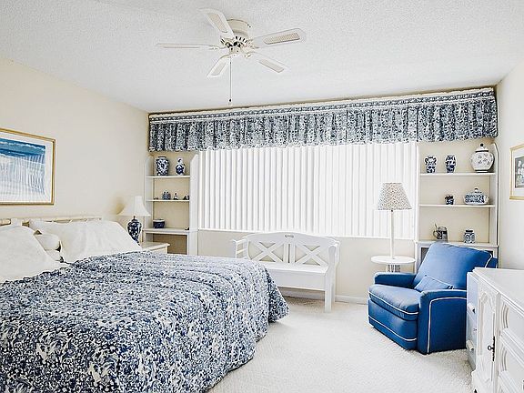5th image of 3663 S Atlantic Ave APT 21D