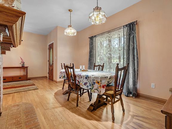 2nd image of 245 Thornberg Dr