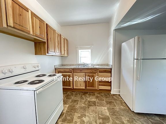 4th image of 115 Franklin St