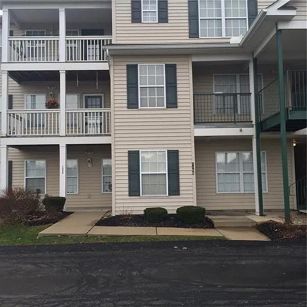 1102 Lenox Dr photo 1