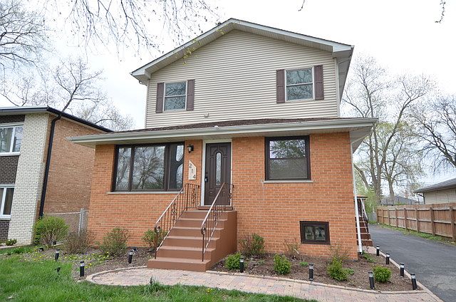 1st image of 214 Kazwell St