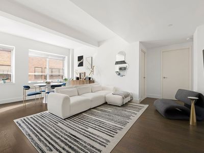 432 W 52nd St APT 5A, New York, NY, 10019