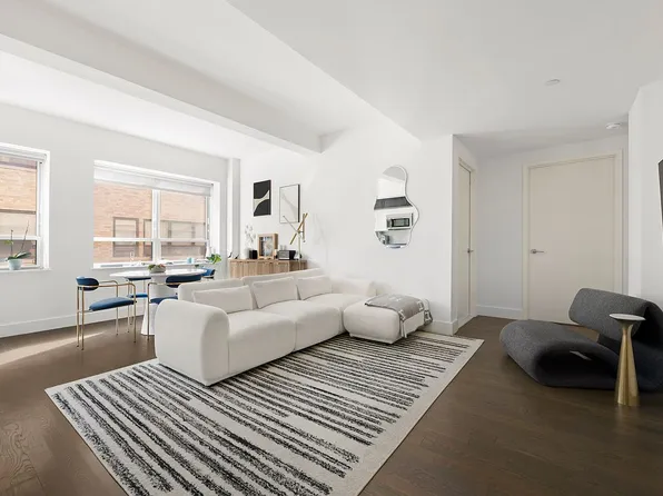 432 W 52nd St APT 5A, New York, NY 10019