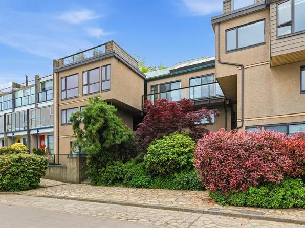 774 Millbank, Vancouver, BC V5Z 3Z3