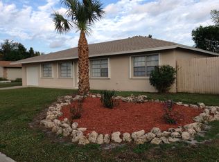 836 Azalea Dr, Royal Palm Beach, FL 33411