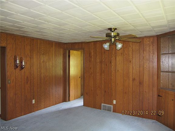 4th image of 398 Glendola Ave NW