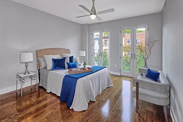 Sold by Keller Williams City Life Realty | media 8