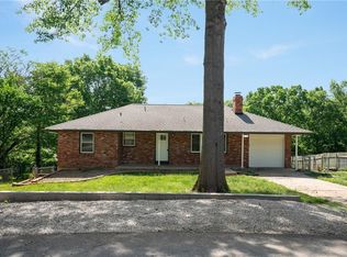 4805 Farley Ave, Kansas City, MO 64129