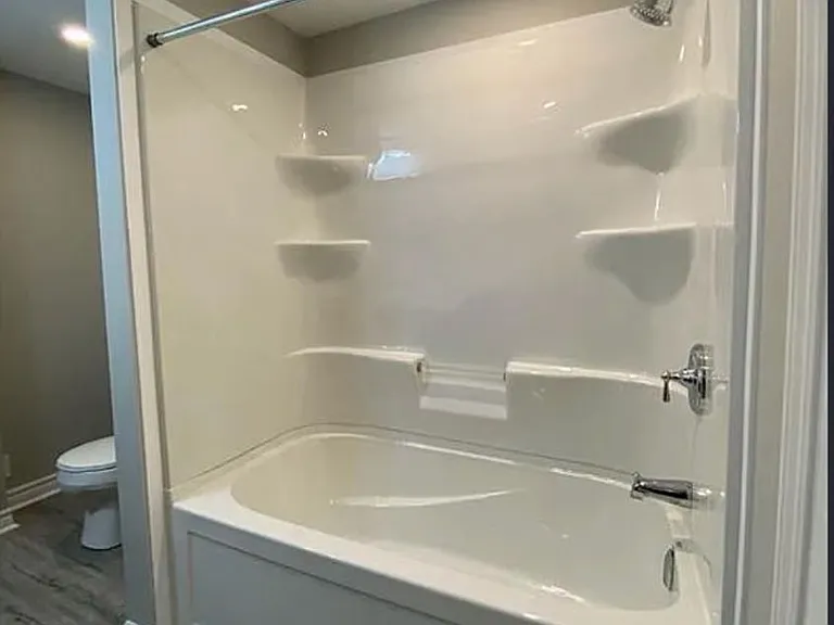30 Pine St #2 — Photo 12