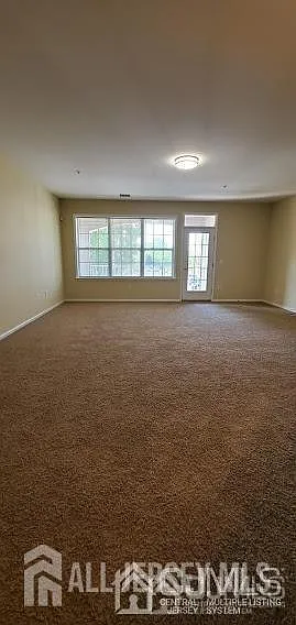 725 Timberlake Dr — Photo 11