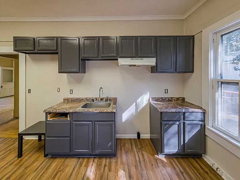 218 N Central Ave #1 — Photo 15