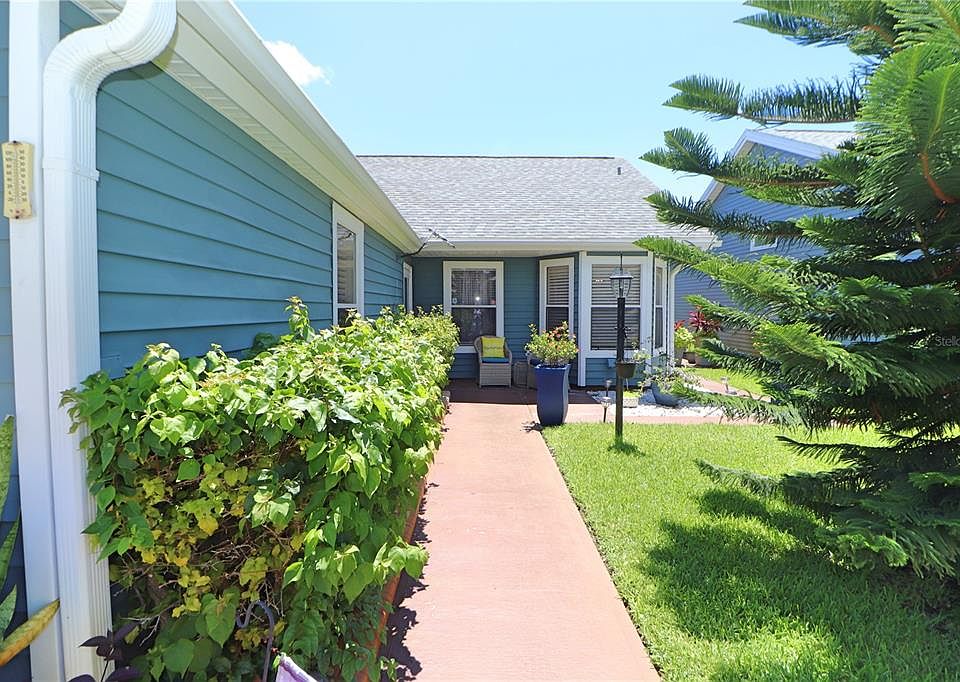 1st image of 829 ISLAND POINT DRIVE