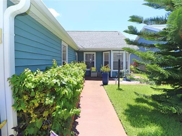 829 Island Point Dr, New Smyrna Beach, FL 32168