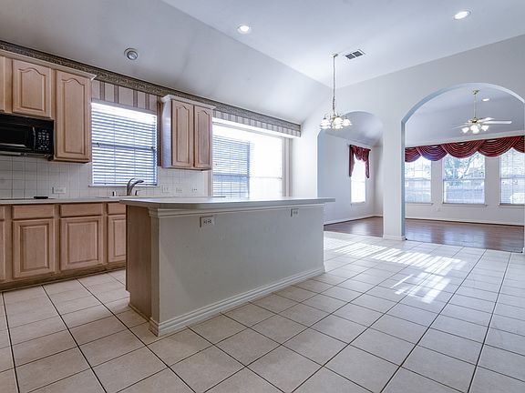 4th image of 4429 Burnhill Dr