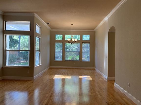 4th image of 3080 Brackenwood Pl