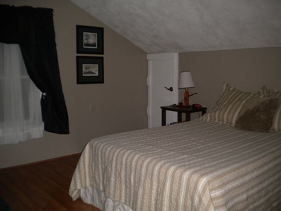 2nd Floor Bedroom 1