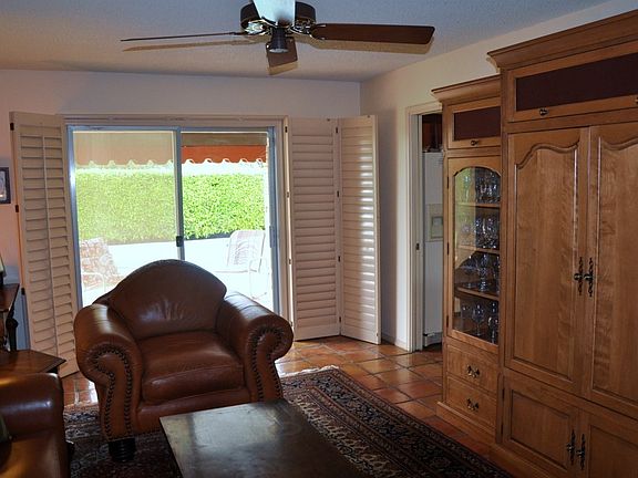 5th image of 4704 S Taylor Dr