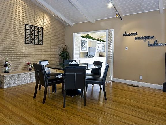 2nd image of 1052 San Remo Way