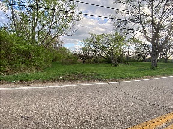 2nd image of 1229 Orchard Hill Dr