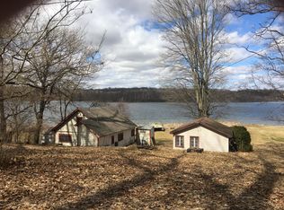 22526 Williams Landing Rd, Sturgis, MI 49091