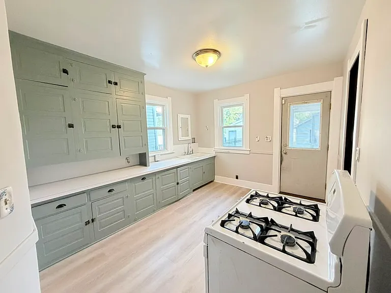 1119 Indiana Ave — Photo 1