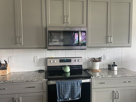 5th image of 219 Placid Pond Dr