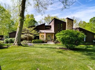 609 Oak Ridge Dr, Sidney, OH 45365