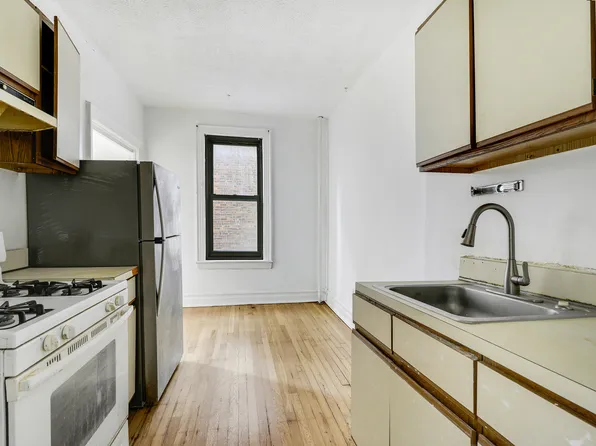 345 Montgomery Street image 13 of 16