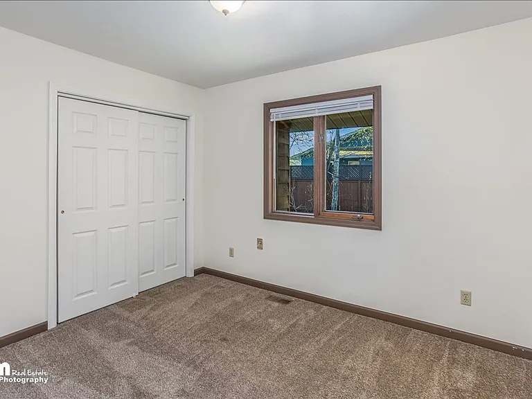 876 N Wesglenn Cir — Photo 33