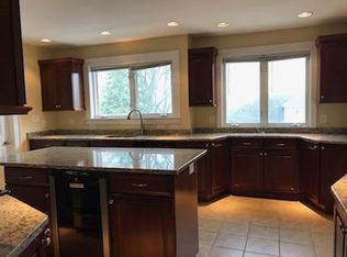 247 Common St, Watertown, MA 02472