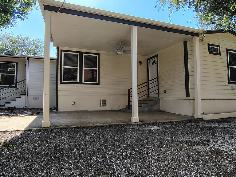 1338 W Elsmere Pl — Photo 19