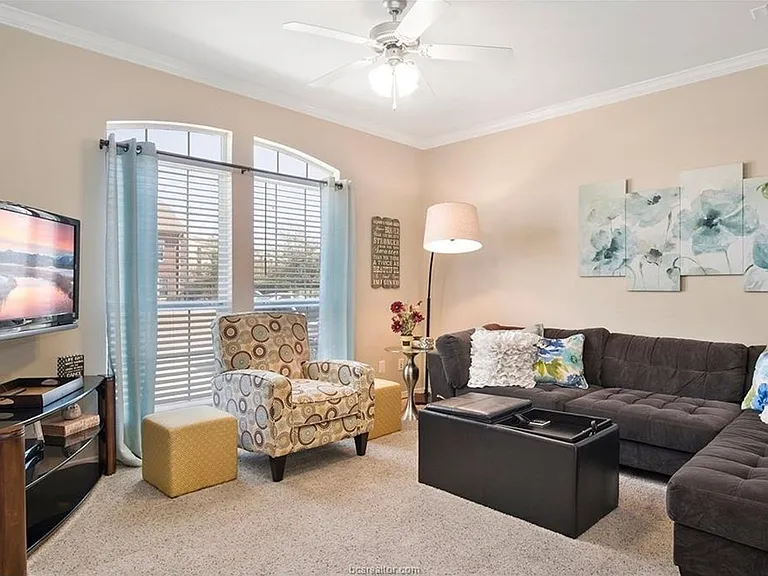 305 Holleman Dr E #1203 — Photo 3