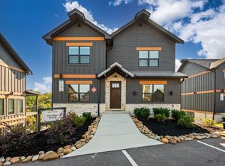 292 Rambling Creek Way, Sevierville, TN 37862