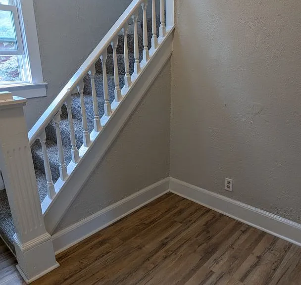 1447 Shriver Ave NE — Photo 5